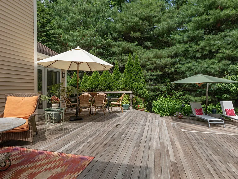 189 Northside Dr — Photo 29
