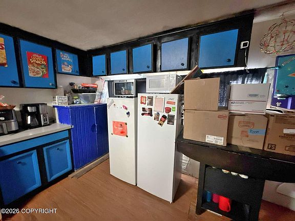 3rd image of 2221 Muldoon Rd Space 280