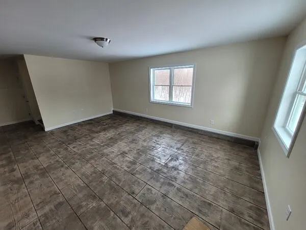 2 bed, 1.5 bath, 1200 sqft, $1,800 — Photo 3