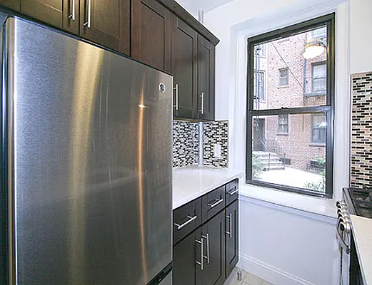 Rented by SW Queens Mezzanine | media 23