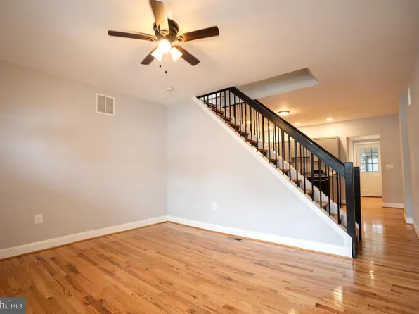 3804 Falls Rd, Baltimore, MD 21211