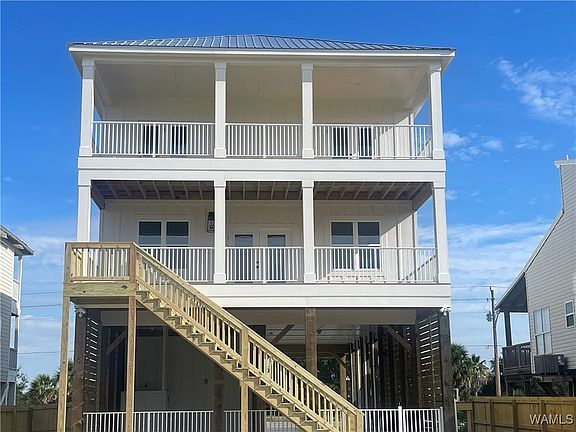 2nd image of 1429 W Lagoon Ave