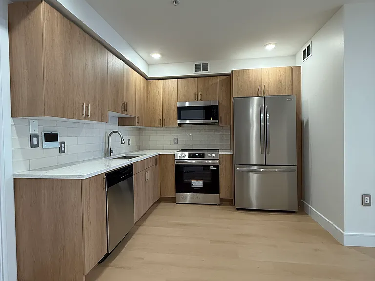 627 Valley Rd #B — Photo 8