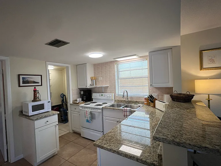 101-524 69th Ave #101 — Photo 7