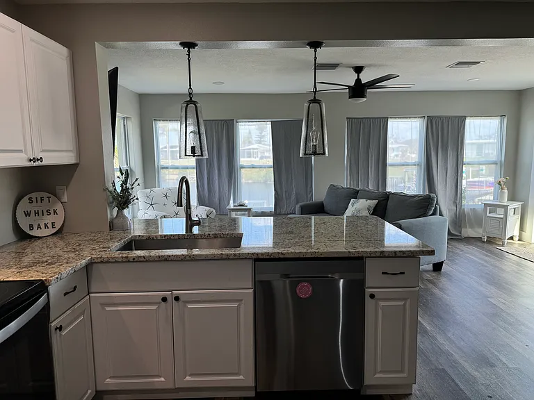 6372 Otis Rd — Photo 1