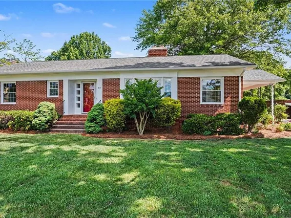 307 E Main St, Stoneville, NC 27048