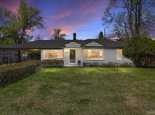 22029 Seminole St, Southfield, MI