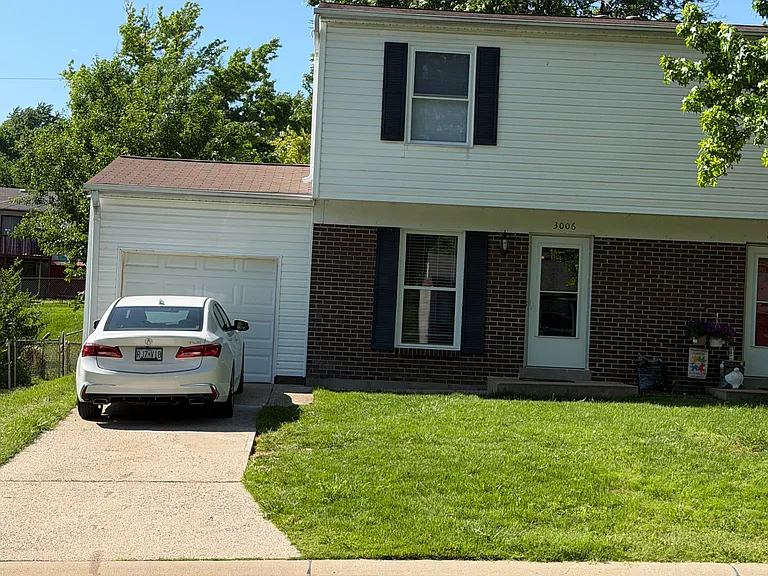 3006 Lyme St — Photo 1