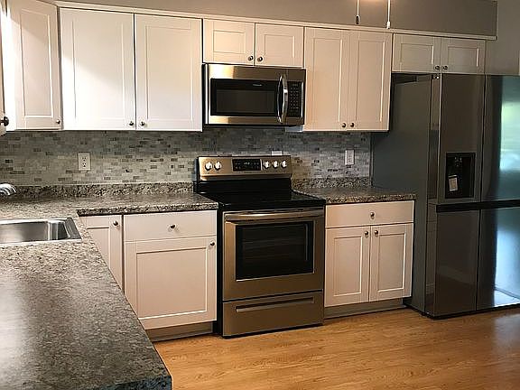 New kitchen shaker cabinets 