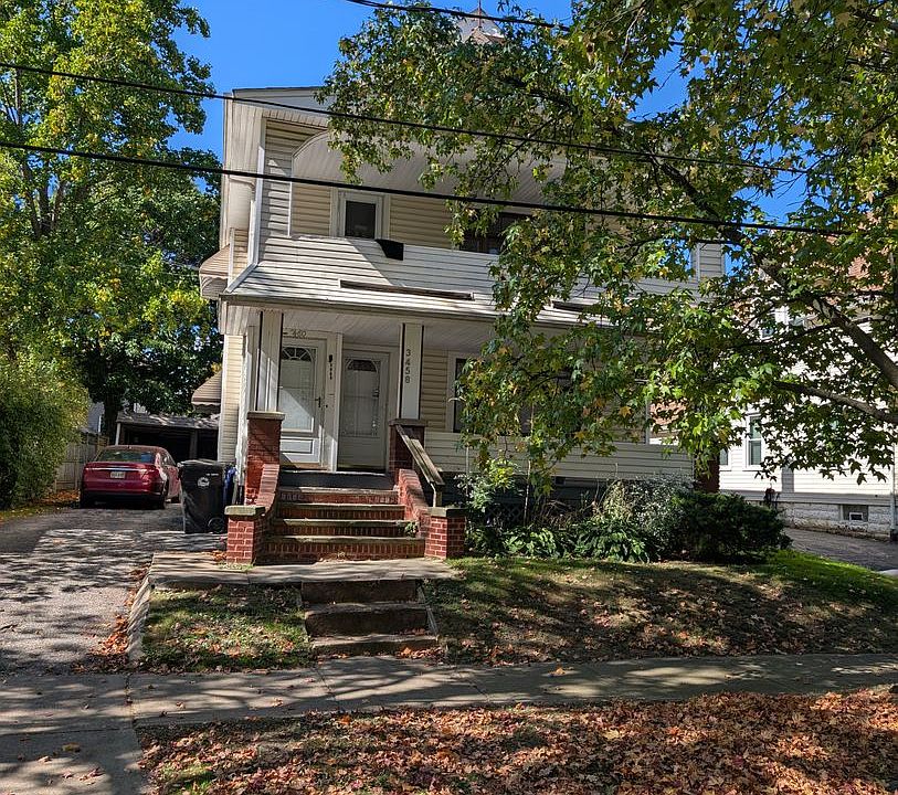 1st image of 3458 W 136th St