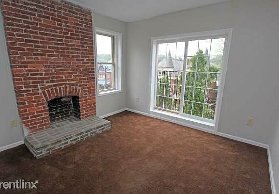 5th image of 830 Mellon St #5094793