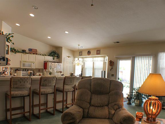 5th image of 1373 Hastings Ln