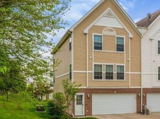 1124 SE Village View Ln, Ankeny, IA 50021