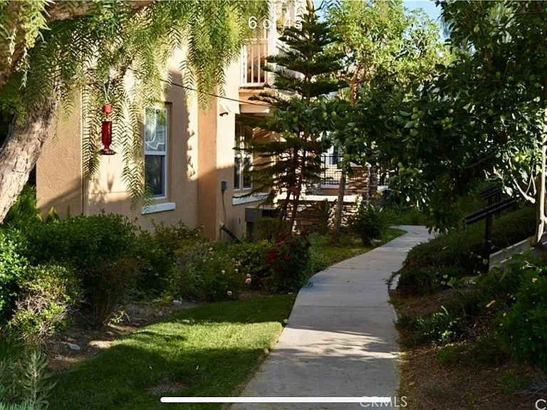 12199 N Main St #3 — Photo 4