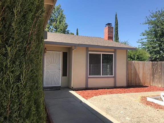 3rd image of 4708 W Paradise Ave