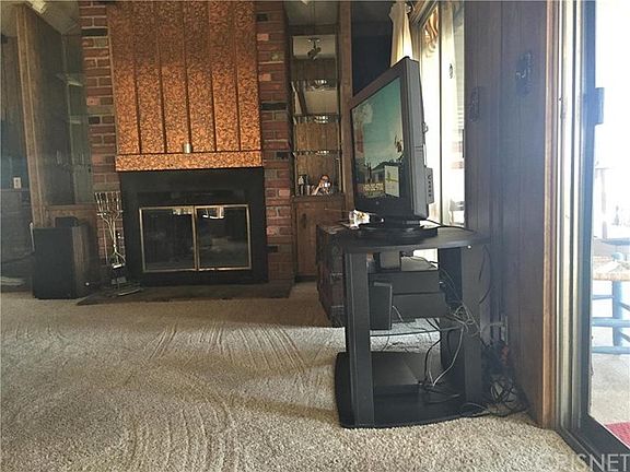 Living Room with Fireplace