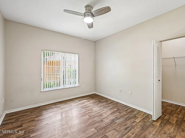 510 Florida Club Blvd #101 — Photo 29