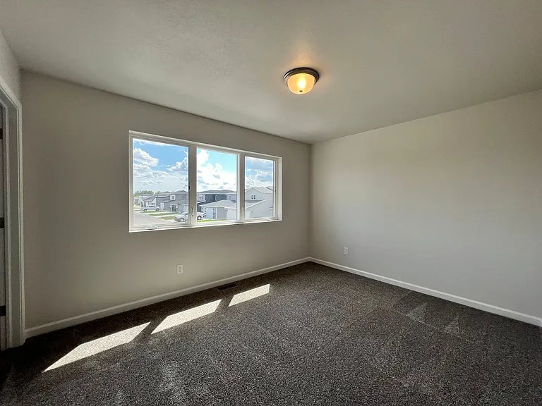 106 Marshall Loop — Photo 17