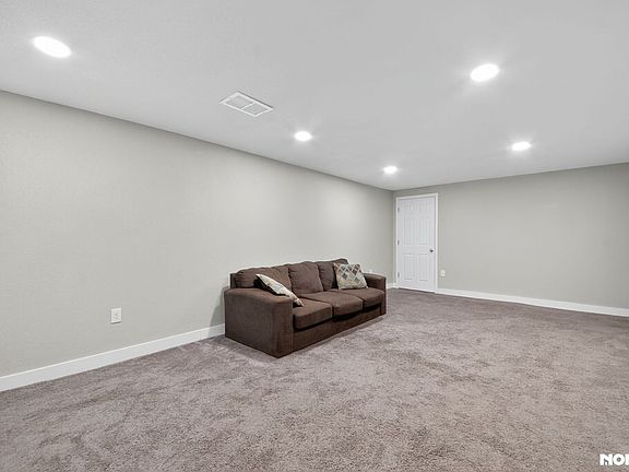 4th image of 4331 W 82nd Ave #B