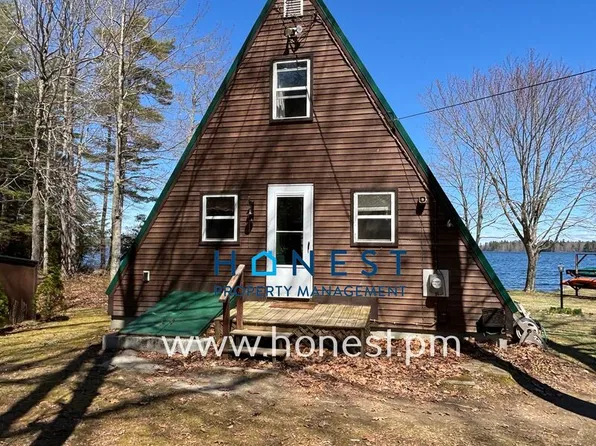 113 Larry Dr, Monmouth, ME 04259
