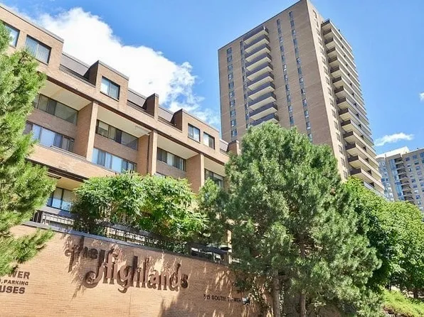 515 Saint Laurent Blvd #332, Ottawa, ON K1K 3X5