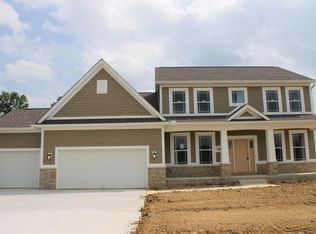 7963 Garden Dr, Pickerington, OH 43147