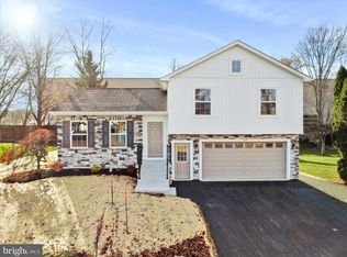 110 Hykes Rd E, Greencastle, PA 17225