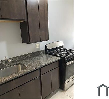 1st image of 4539 S Calumet Ave #2