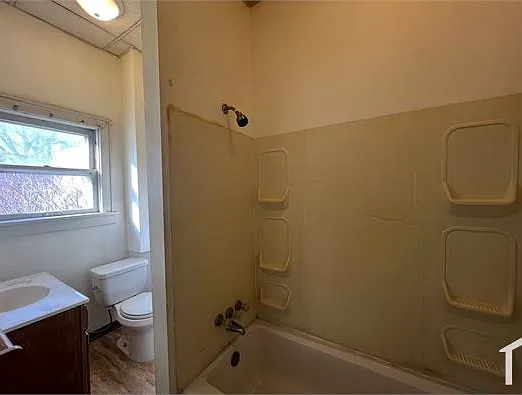 847 Jason Ave #1 — Photo 6