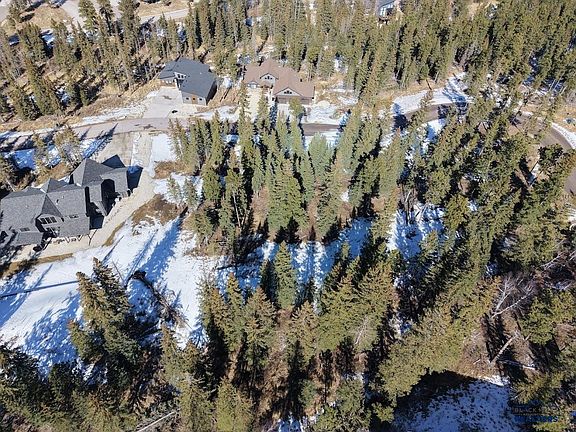 4th image of Trailside Loop