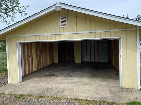5th image of 43933 228th Ave SE