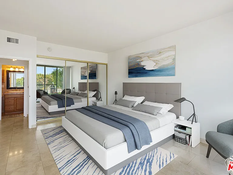 17350 Sunset Blvd #103 — Photo 11