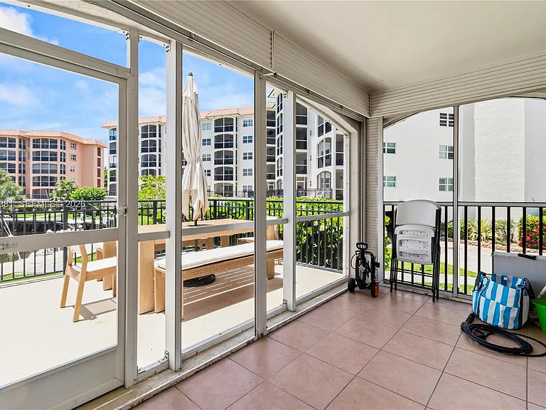 2871 N Ocean Blvd #M126 — Photo 18
