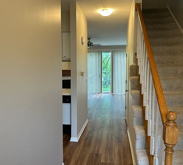 545 Woodcrest Dr #545 — Photo 2
