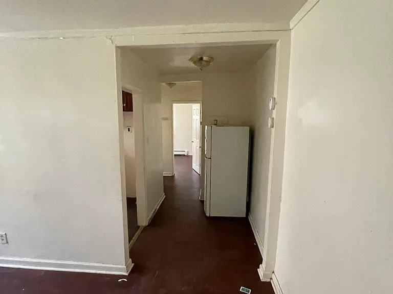 1147 Holland St #B — Photo 5