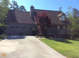 1235 Waterwood Dr, Loganville, GA 30052