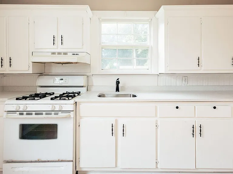 457 Forsyth St — Photo 14