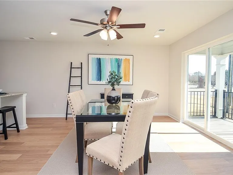 4553 High Ridge Ct — Photo 10