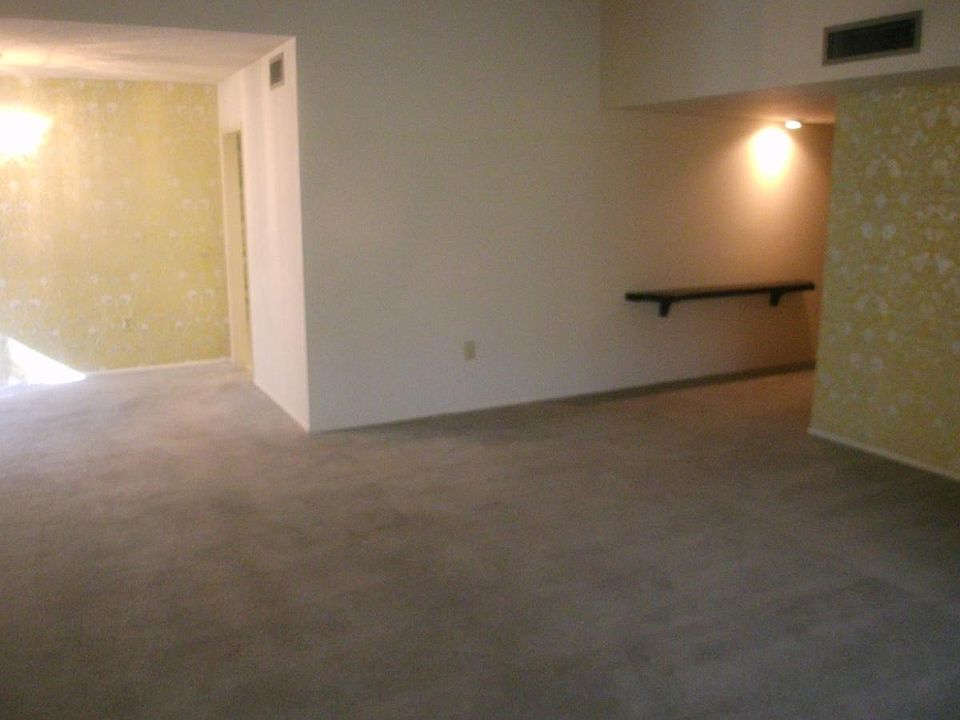 1st image of 17839 N 102nd Dr