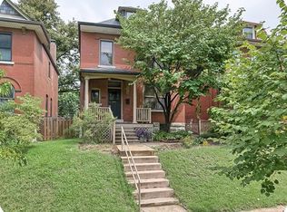 3845 Hartford St, Saint Louis, MO 63116