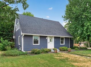 8326 Glenbrook Ave S, Cottage Grove, MN 55016