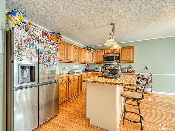 4th image of 12459 Matthews St