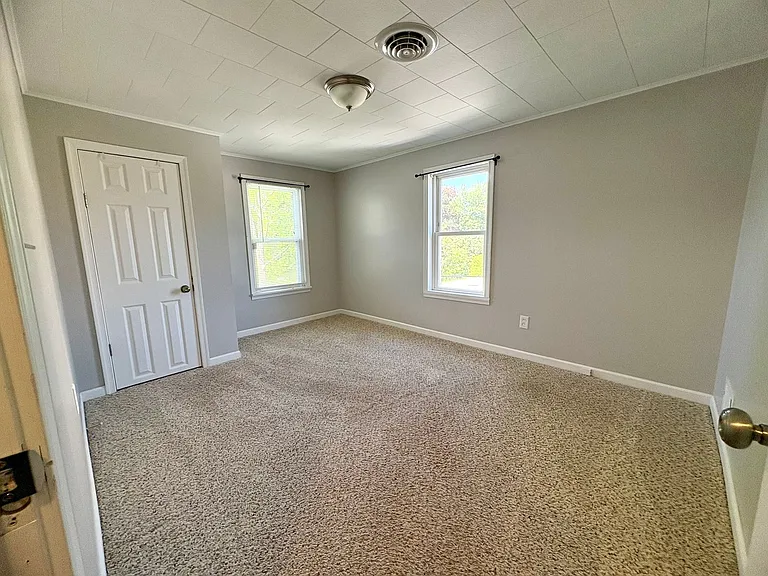 6550 Somerset St — Photo 32