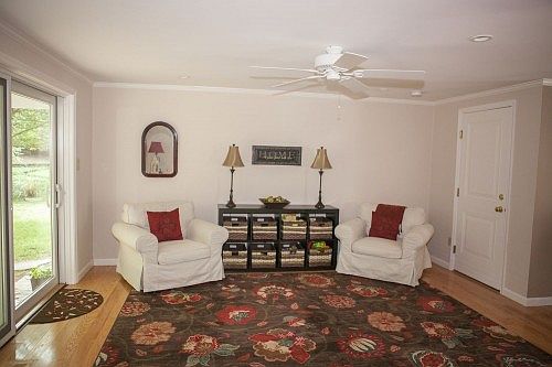 5th image of 3923 Pinedale Dr