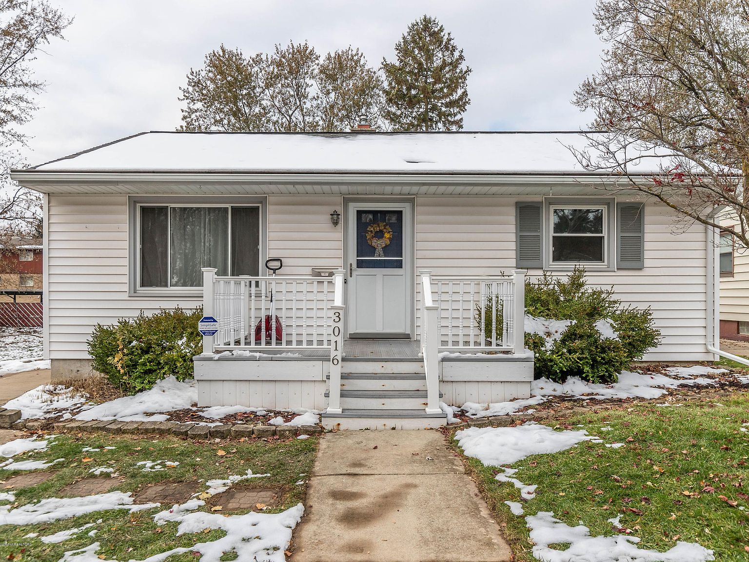3016 Palmer St, Lansing, MI 48910 Zillow