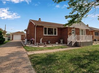75 Homesgarth Ave, Cheektowaga, NY 14225