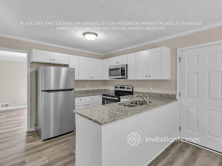 460 Glendale Ct — Photo 7