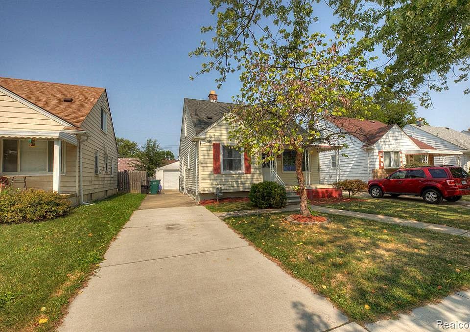 1st image of 1642 Leblanc St