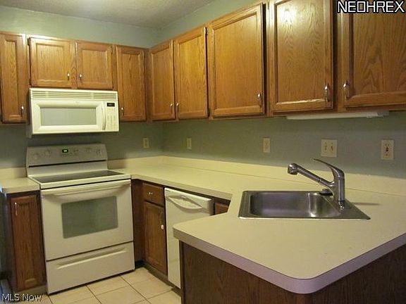 2nd image of 6624 Ivy Ln