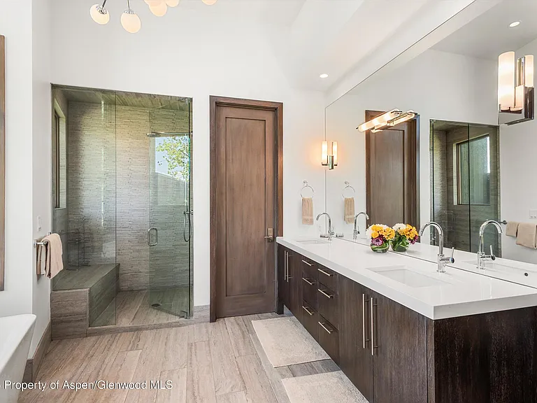 272 Oak Ridge Rd — Photo 16